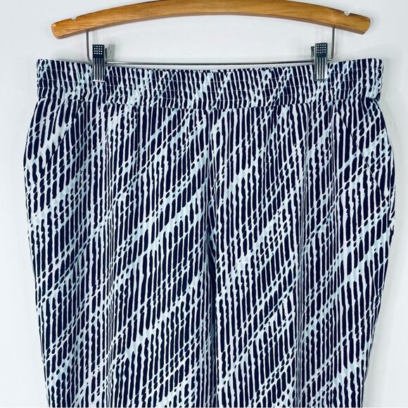 NY & Co blue white stretchy striped abstract cropped pants XL - Picture 2 of 8